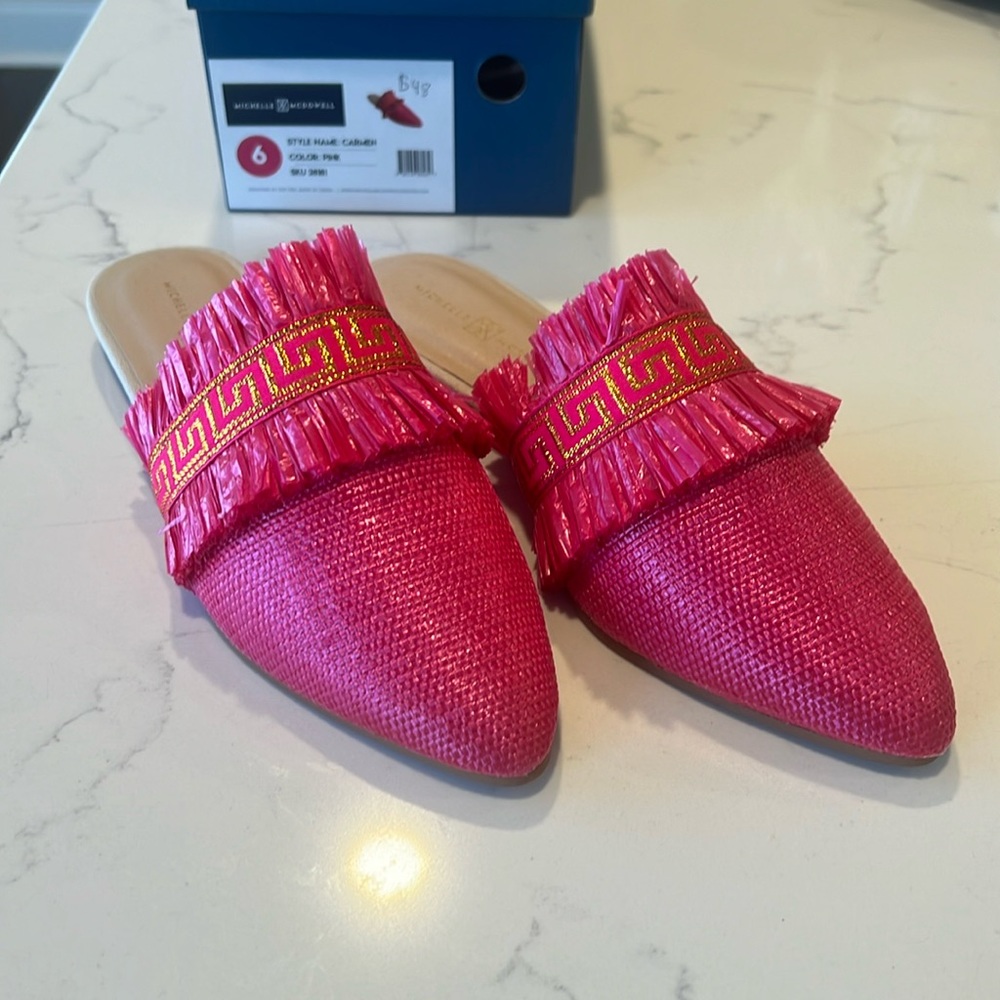 Michelle McDowell Carmen Pink size 6